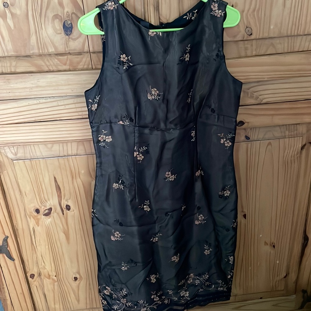 LIZ CLAIBORNE 💯 Silk Brown with Flowers Sleeveless Dress Size 10
